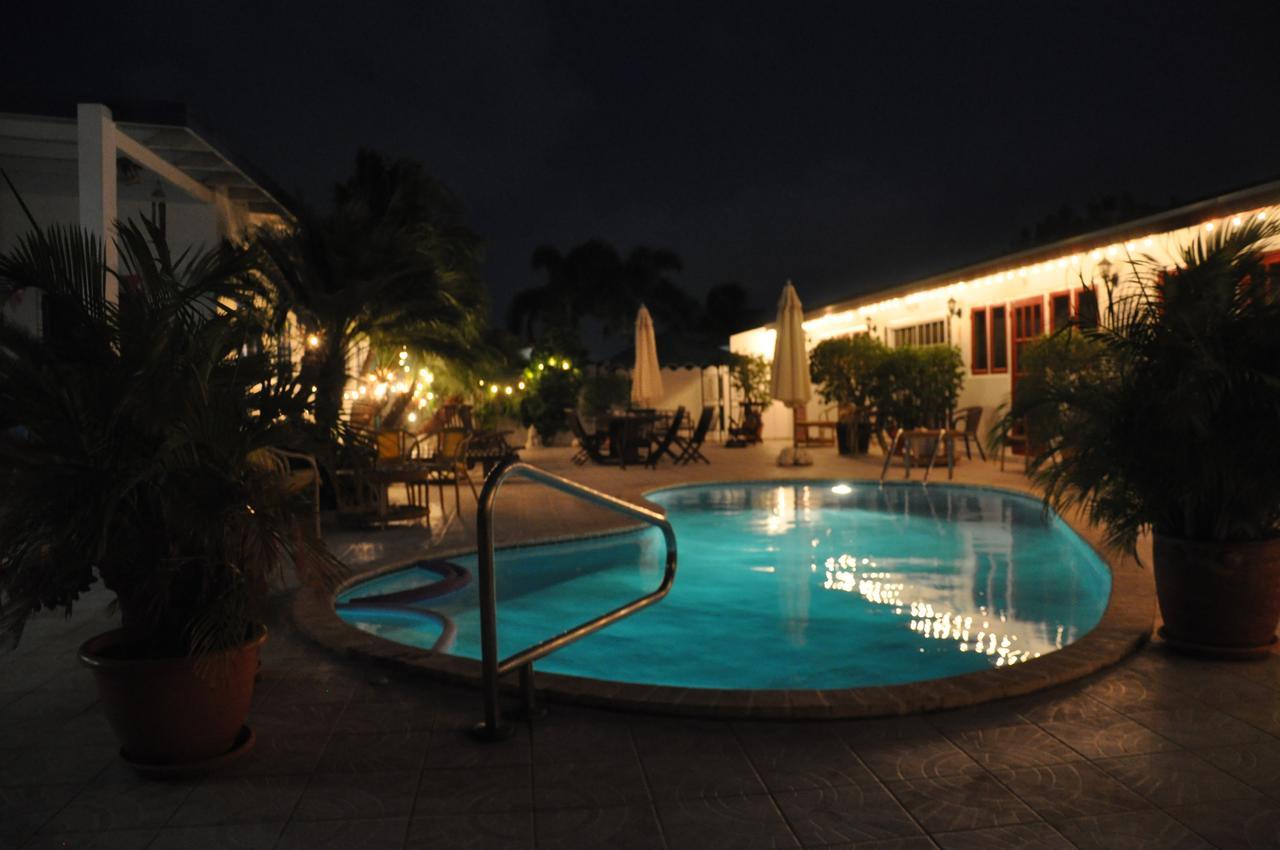 Aruba Harmony Apartments Oranjestad Luaran gambar